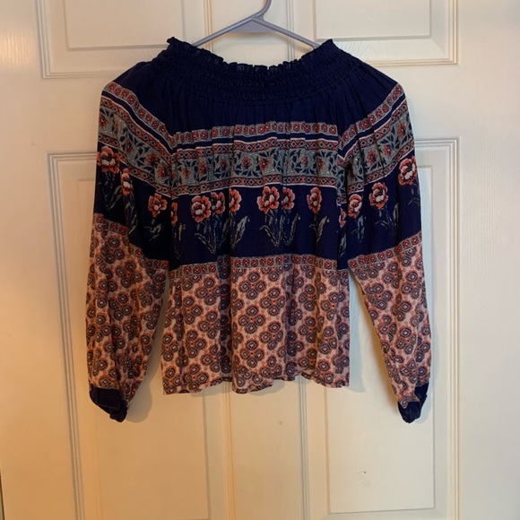 Hollister XS Floral Print Off The Shoulder Top - Picture 2 of 3